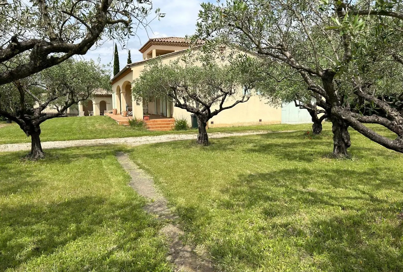 Villa Les Oliviers Orange  0*, Orange (Vaucluse)